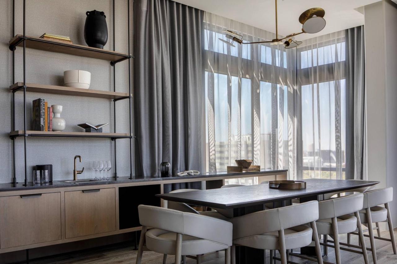 Marriott Dallas Uptown Luaran gambar